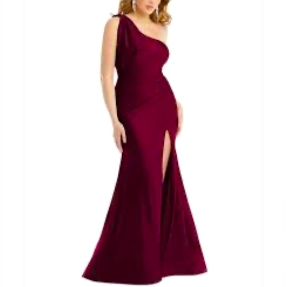 Cynthia & Sahar Off Shoulder Satin Stretch Mermaid One Shoulder Gown Cabernet M. - Picture 1 of 7